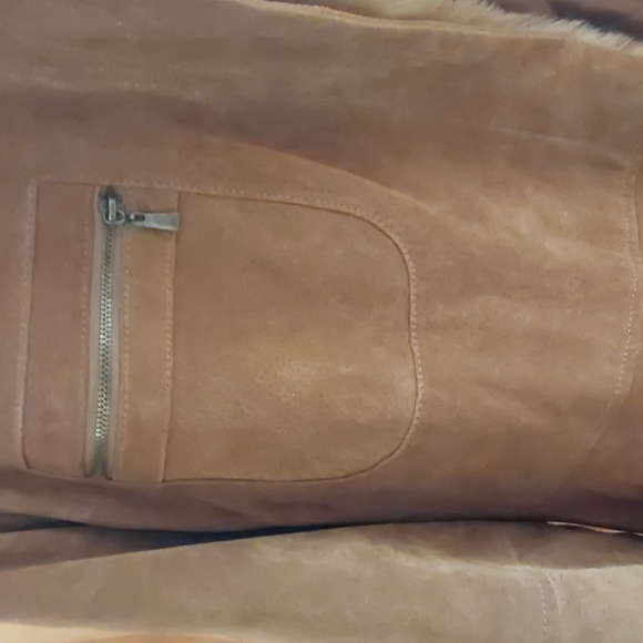 Outbrook brand size Misses Large  Camel color suede jacket*Was $55* - Picture 3 of 6